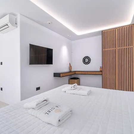Le Ciel Suites & Villas *