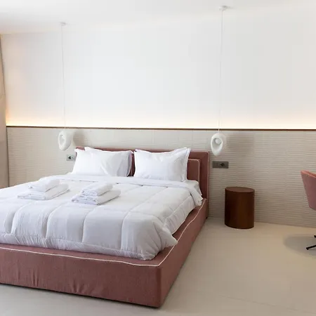 Le Ciel Suites & Villas *