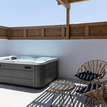 Le Ciel Suites & Villas Mykonos Town