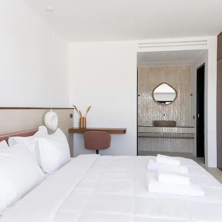 Le Ciel Suites & Villas Mykonos Town
