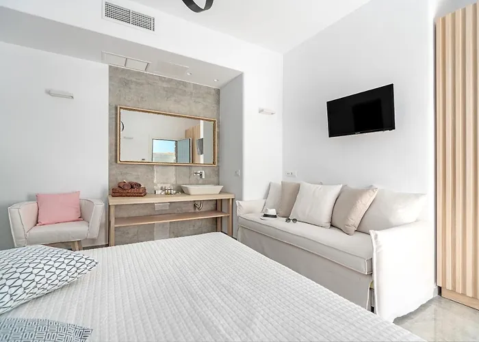 Le Ciel Suites & Villas Aparthotel 4*